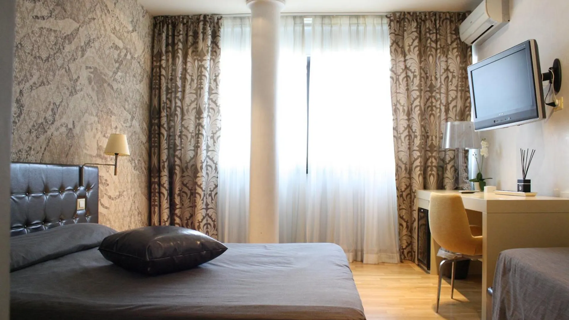 Hotel San Francisco Βιαρέτζιο
