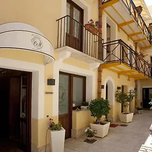 residence-cortile-merce.sicilyhotelsitaly.net/